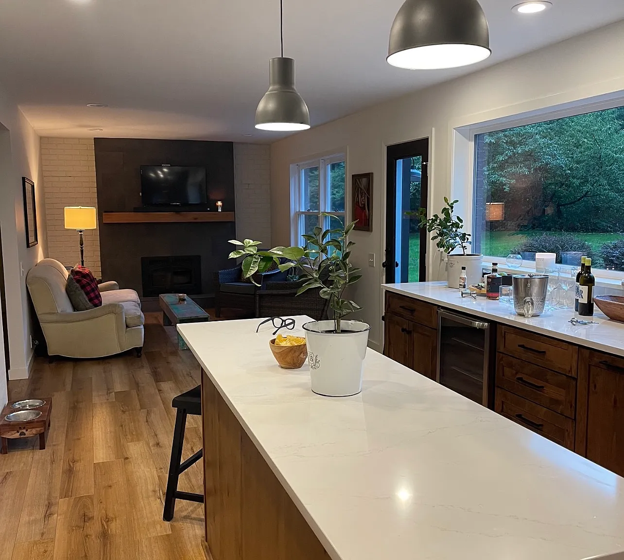 4 bed, 3468 sqft, $3,500 — Photo 2
