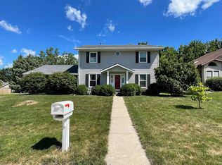 1408 Godfrey Dr, Normal, IL 61761