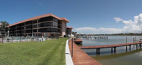 3rd image of 19701 Gulf Blvd APT 128