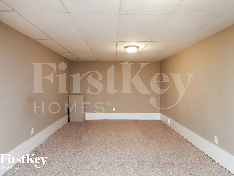 394 Sherman Ave — Photo 12