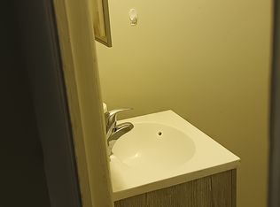 2412 Elm Rd NE #4, Warren, OH 44483