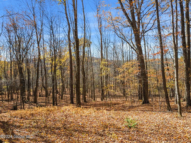 5th image of L3.9 McMurdy Hill Road