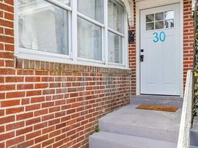 30 N Montgomery Ave — Photo 33