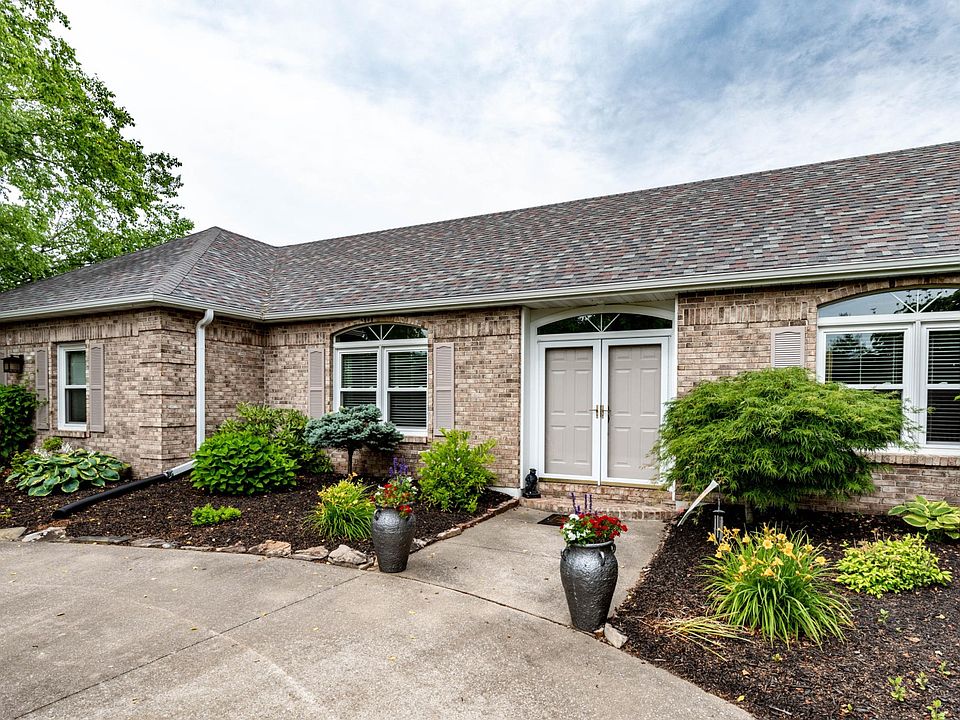 8071 Hill Creek Columbia, MO