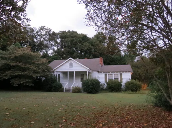 3775 Camden Hwy, Dalzell, SC 29040