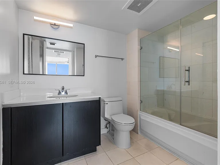 665 NE 25th St #1504 — Photo 12