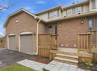 79 Braeheid Ave #6, Hamilton, ON L8B 0C6