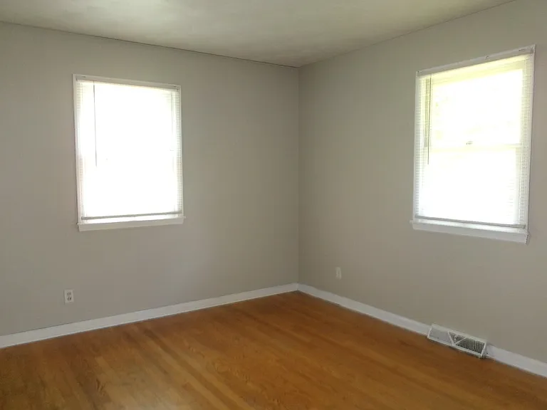 427 Rick Ln — Photo 18