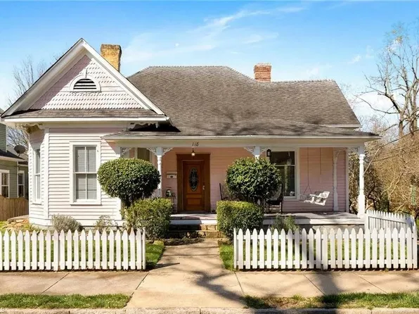118 N Poplar St #B, Winston Salem, NC 27101