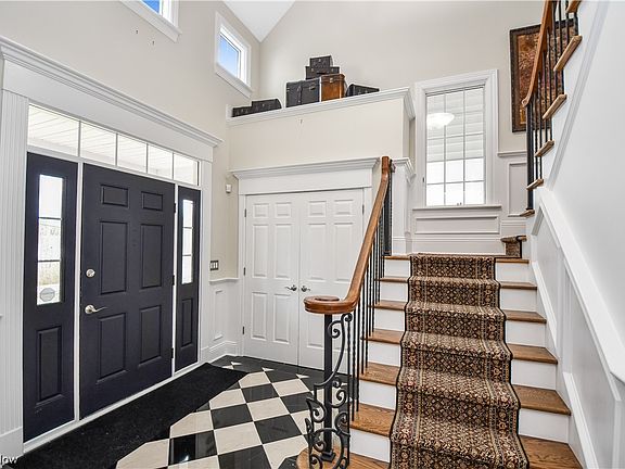 3rd image of 15 Park Ln