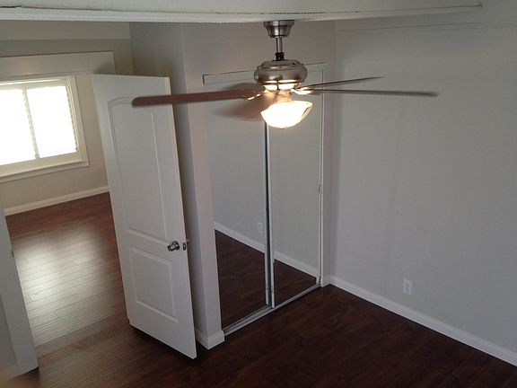 3rd image of 3203 Folsom St