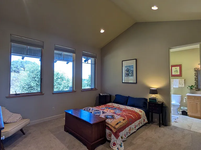 8565 Orcutt Rd — Photo 11