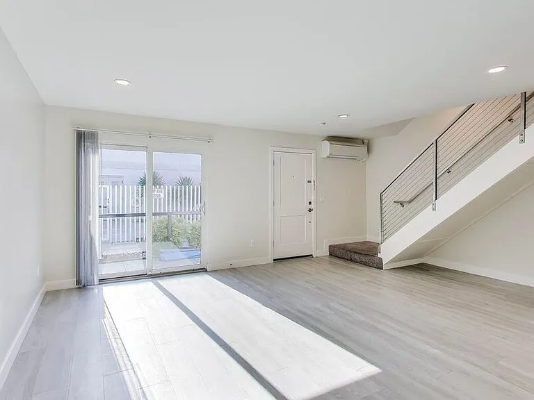 1654 Hollenbeck Avenue — Photo 8
