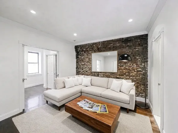 338 E 55th St APT 2A, New York, NY 10022
