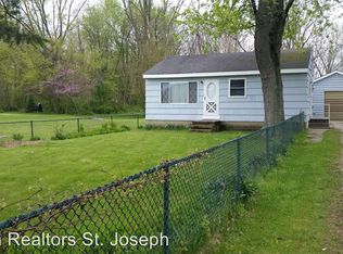 5532 Paw Paw Lake Rd, Coloma, MI 49038