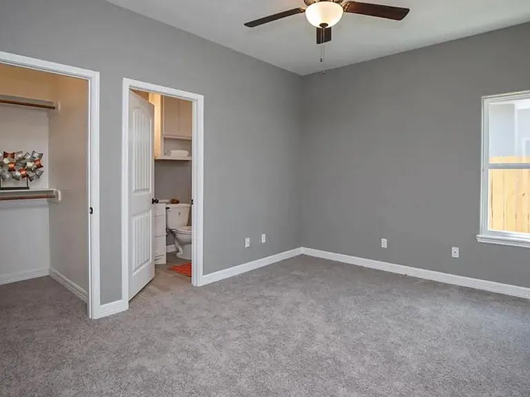 3049 Saint Eustatius Way — Photo 10