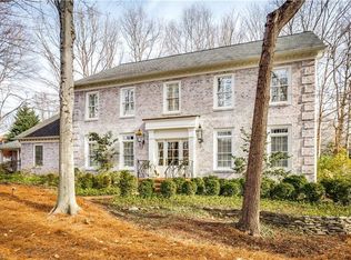 402 Parkmont Dr, Greensboro, NC 27408
