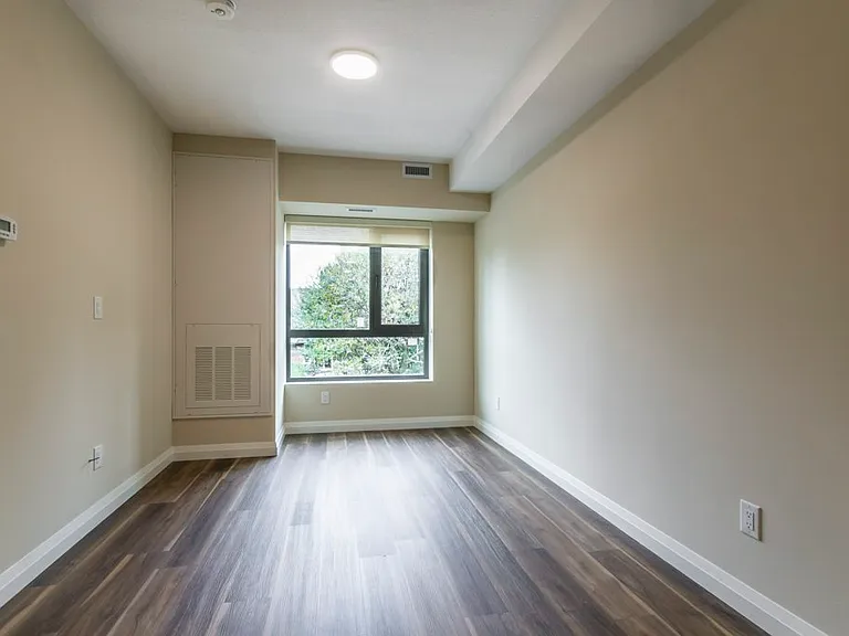 580 Coldstream Dr — Photo 11