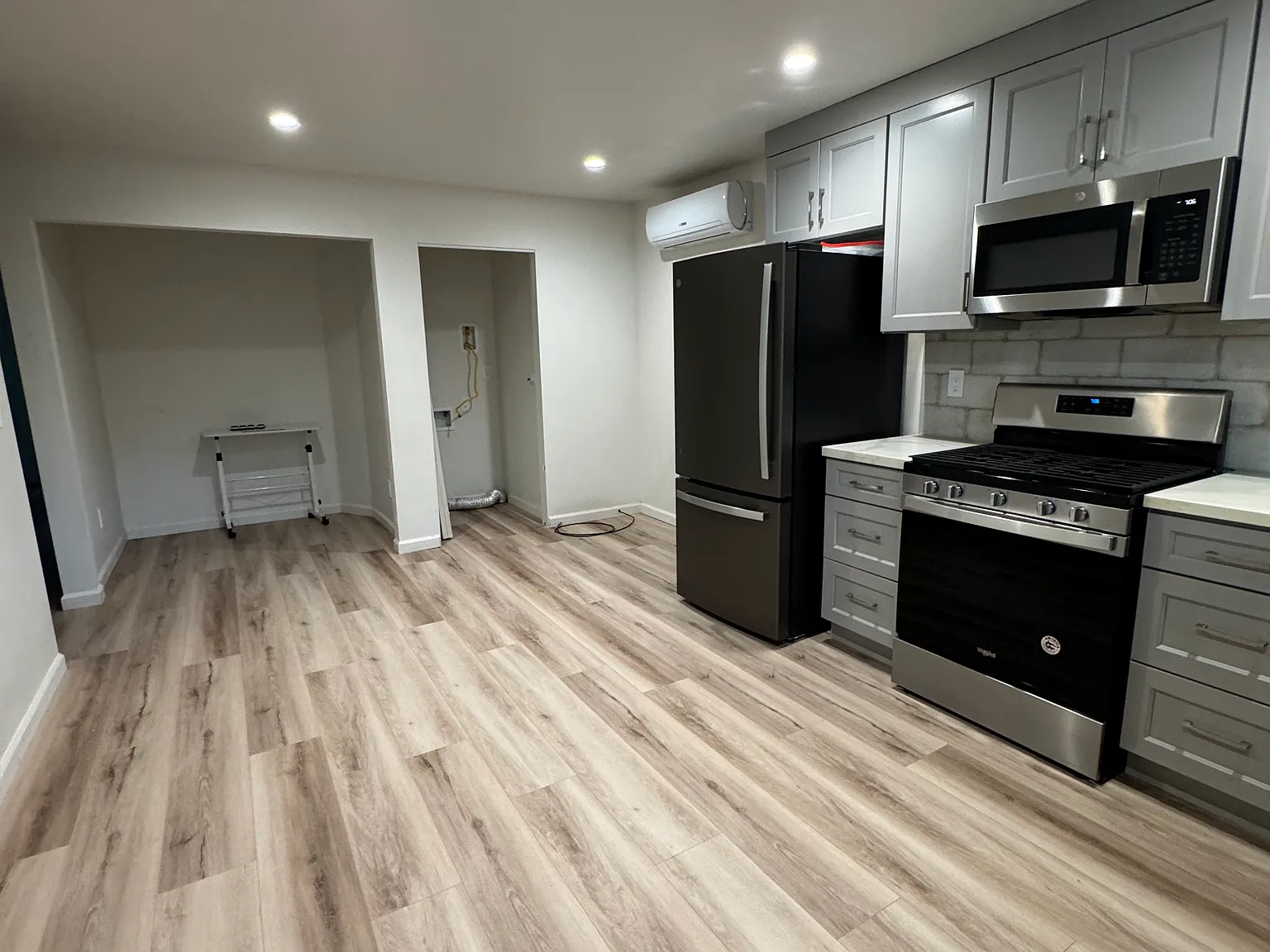 3 bed, $3,200 — Photo 3
