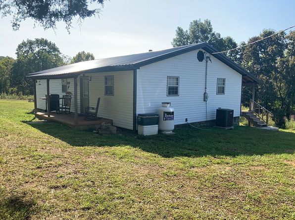 1079 Boone Cromer Rd