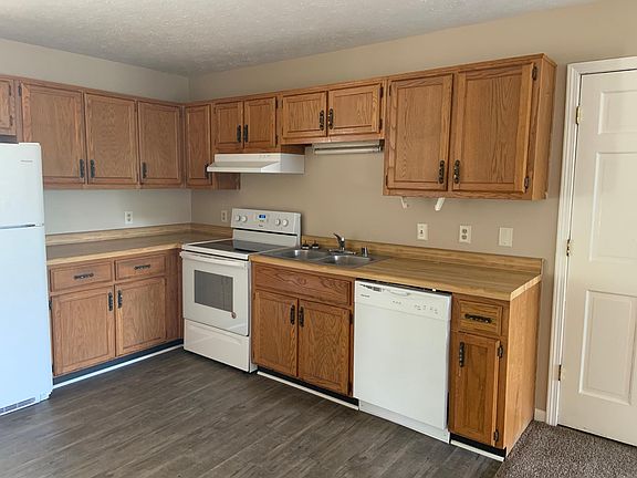3rd image of 201 Danville St APT D