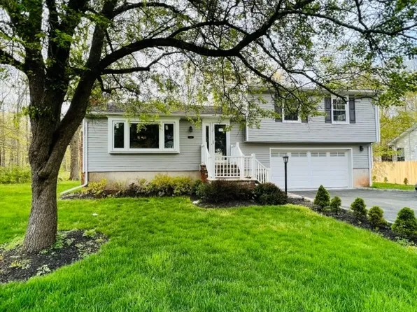 129 Laurel Ave, Long Hill Twp., NJ 07980