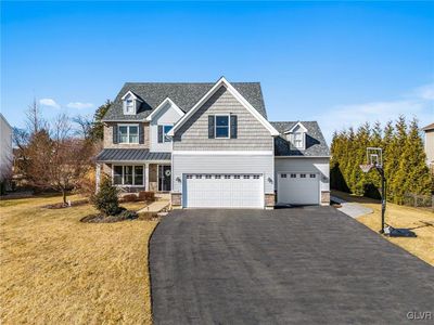 3895 White Barn Ln, Easton, PA, 18045