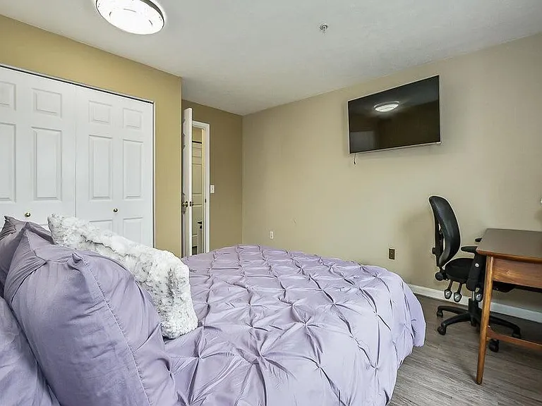 1550 Oakfield Dr — Photo 23