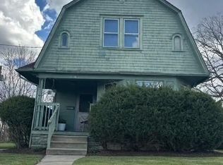 13 Neil St, Niles, OH 44446