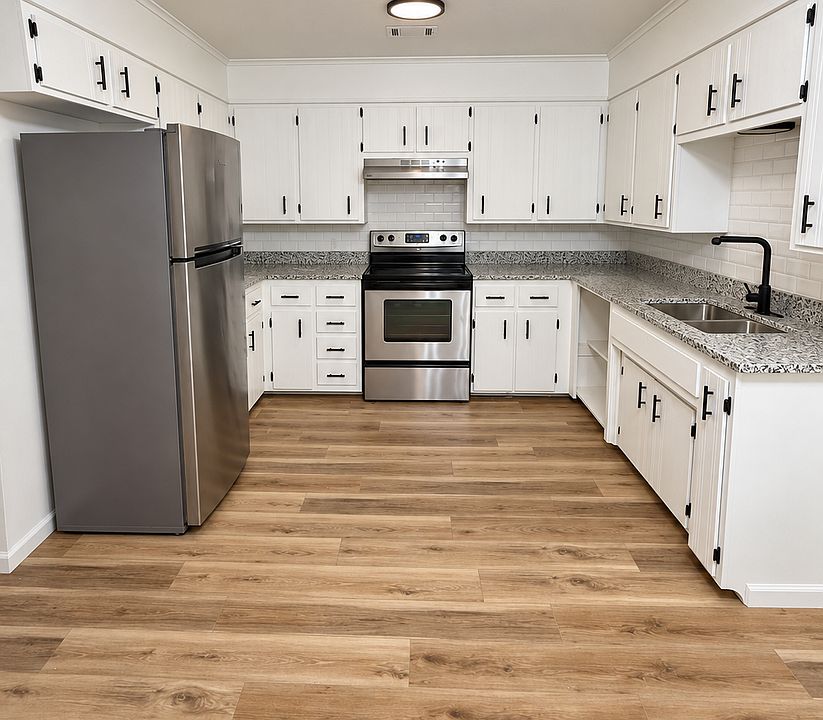 1st image of 1414 Longview St #4