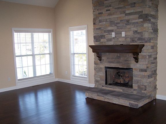 2nd image of 4017 Cadillac Ave