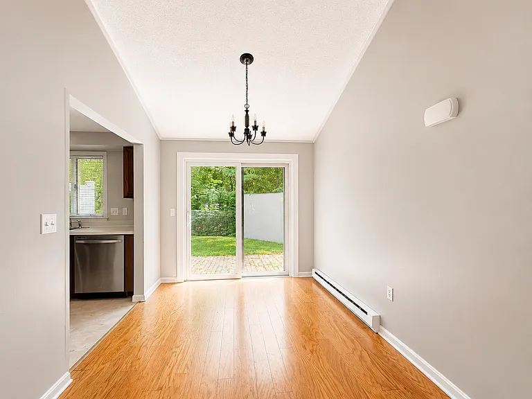 9 Oakview Dr #1 — Photo 17