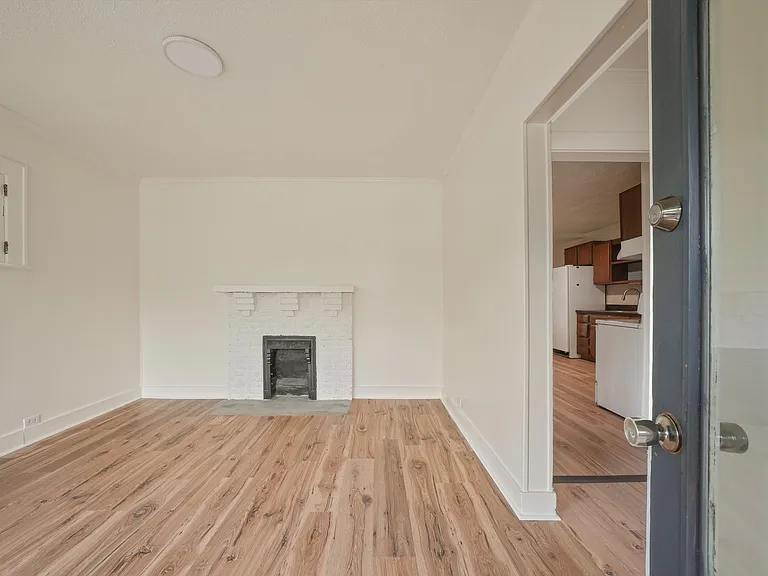 1815 Fay St — Photo 7