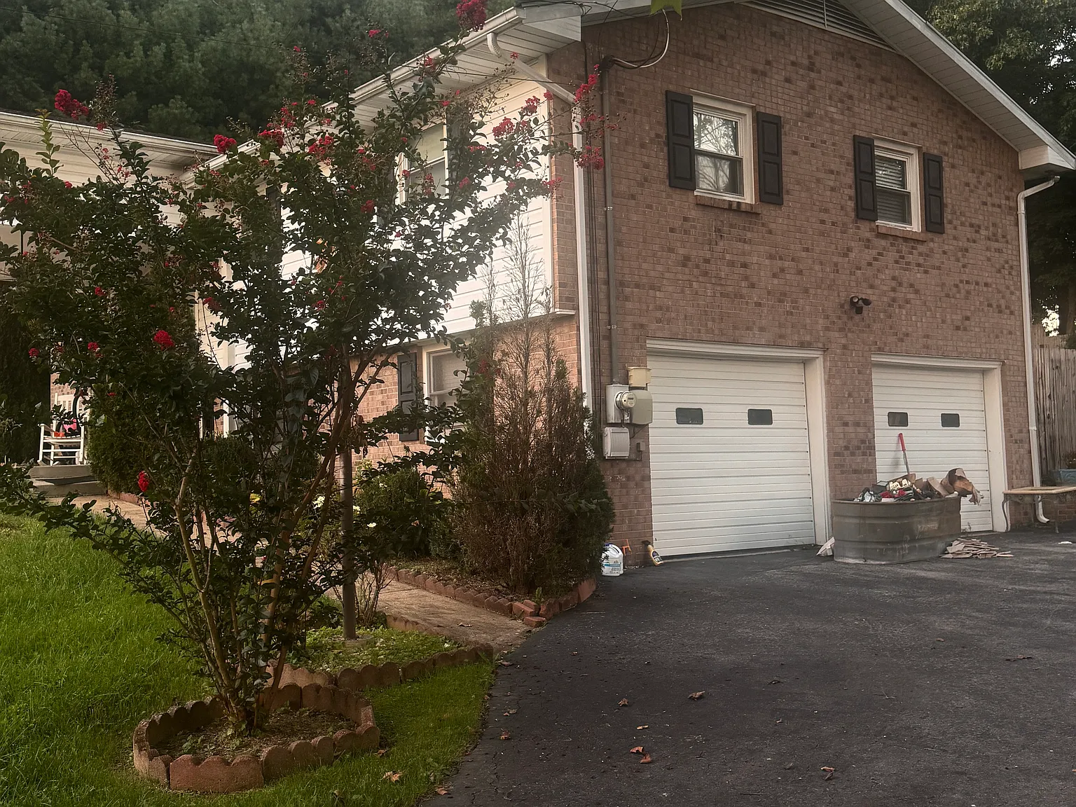 4 bed, 2067 sqft, $2,200 — Photo 3