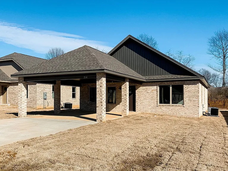264 Wolf Den Dr — Photo 2