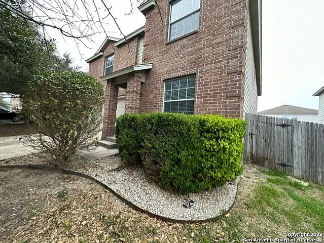 2111 Red Rock Xing — Photo 1