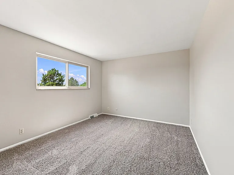 4346 W Pondview Dr — Photo 17