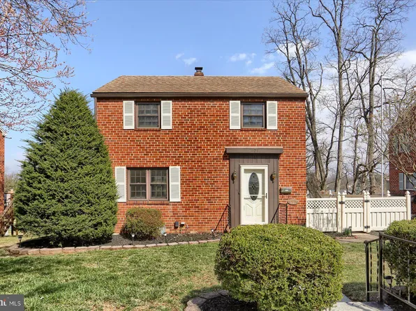 421 Hillside Rd, New Cumberland, PA 17070