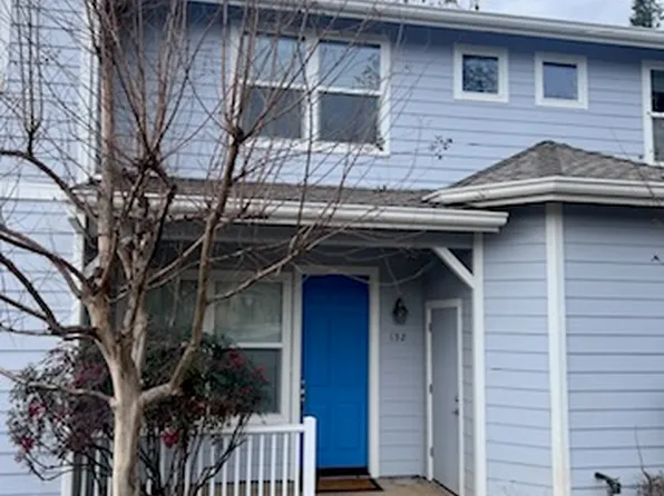 132 Iron Horse Pl, Grass Valley, CA 95945