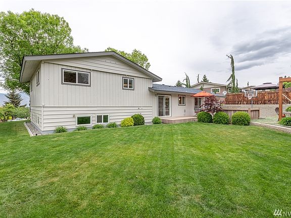 3rd image of 505 N Lyle Ave