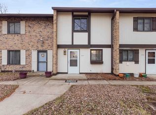 3257 Kimball Rd, Rockford, IL 61114