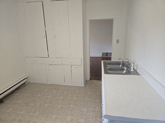 2nd image of 12 Union St APT 3