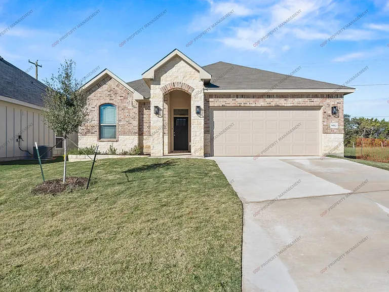9512 Swenson Ln — Photo 2