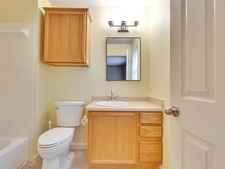 2212 Melissa Oaks Ln — Photo 28