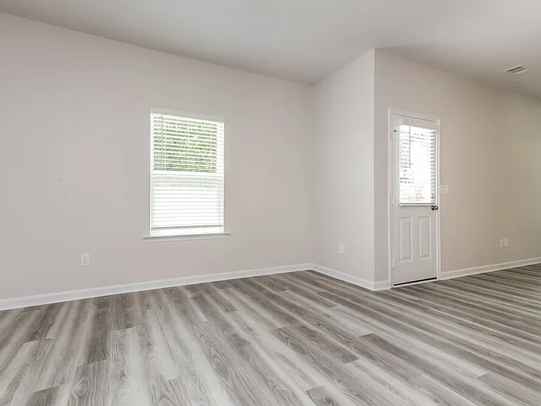 1444 Sodbuster Dr — Photo 4