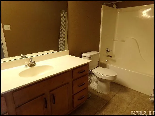 13498 Alexis Dr — Photo 10