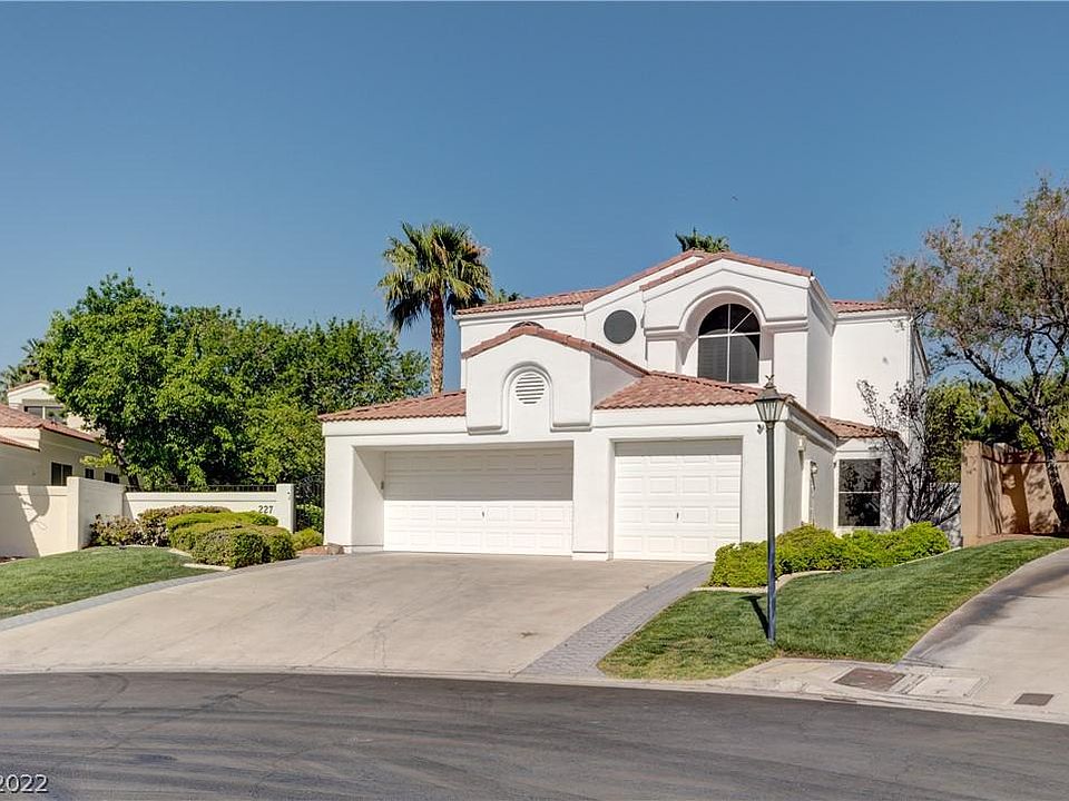 1st image of 227 Drysdale Cir