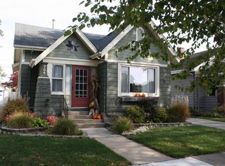 704 Romayne Ave, Racine, WI 53402