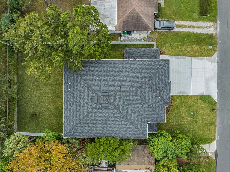 3912 S Church Ave — Photo 10