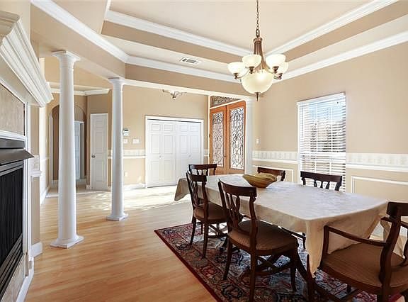 3rd image of 11409 S Easterlyn Cir